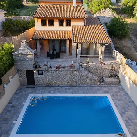 Enjoy Xl * Mostar